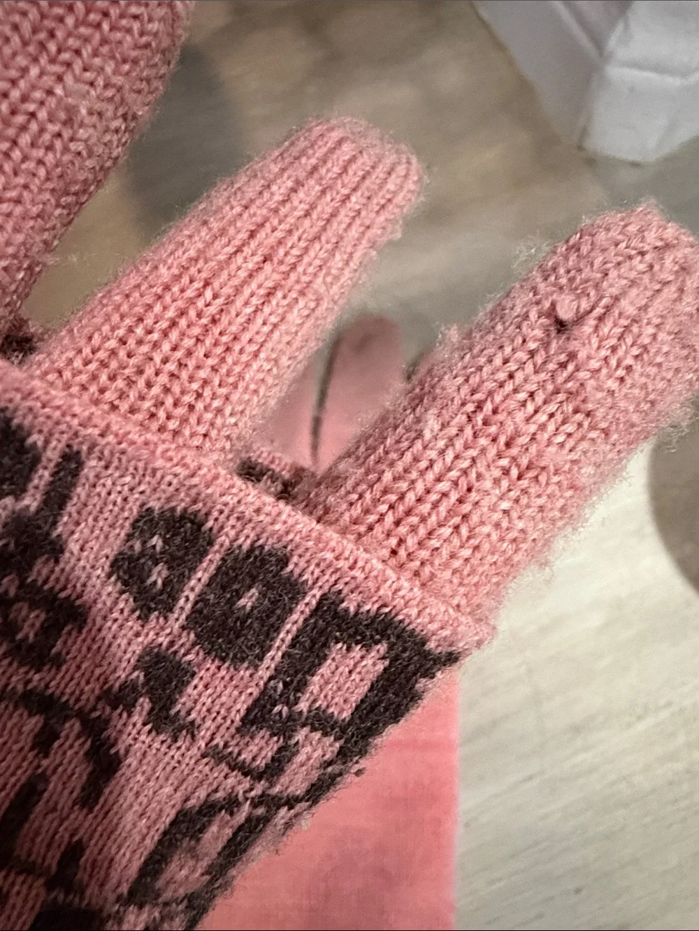 Bird by Juicy Couture Pink Knit Logo Print Gloves
